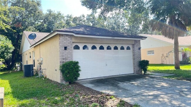 Building Photo - 1547 Oak Hill Trail