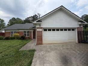 Building Photo - 2501 Burkholder Rd