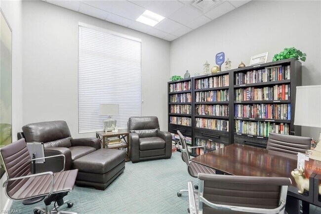 Building Photo - 1613 Vizcaya Ln