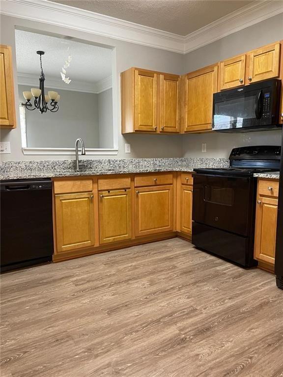 Building Photo - 413 Windstone Trail