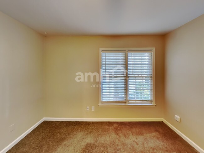 Building Photo - 1514 Shadow Ridge Cir