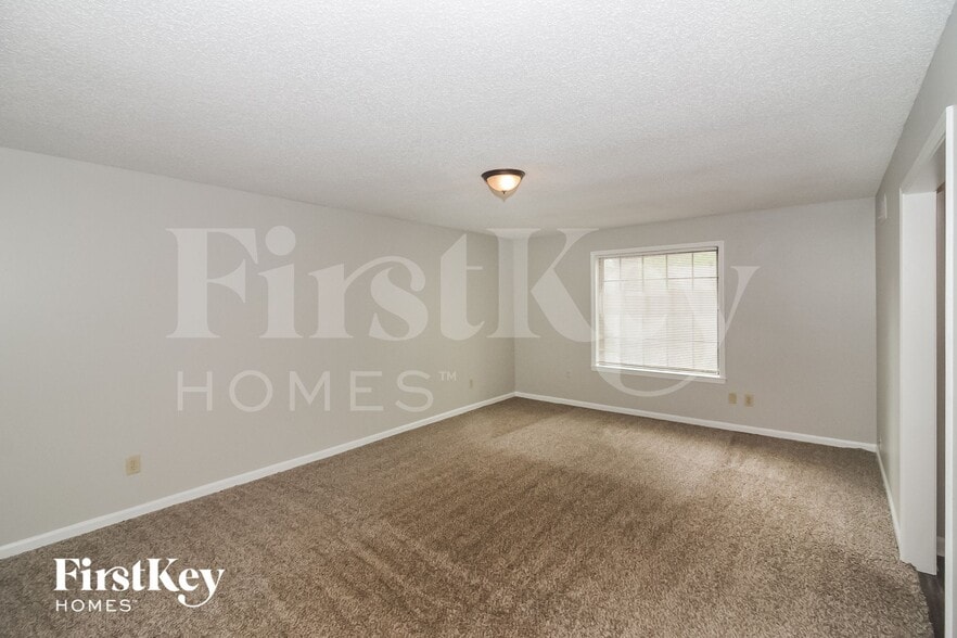 Building Photo - 4119 Friendship Ln