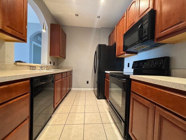 Building Photo - 6434 Cava Alta Dr