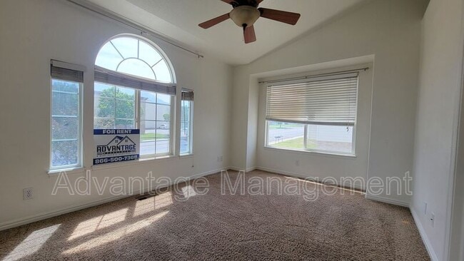 Building Photo - 653 N 800 E
