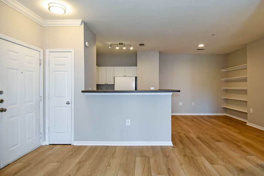 Building Photo - 11349 Aristotle Dr