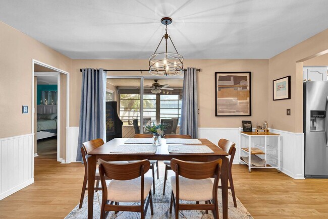 Building Photo - 897 Imperial Dr