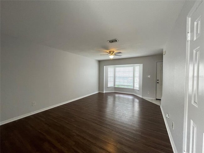 Building Photo - 13543 Embassy Park Ct