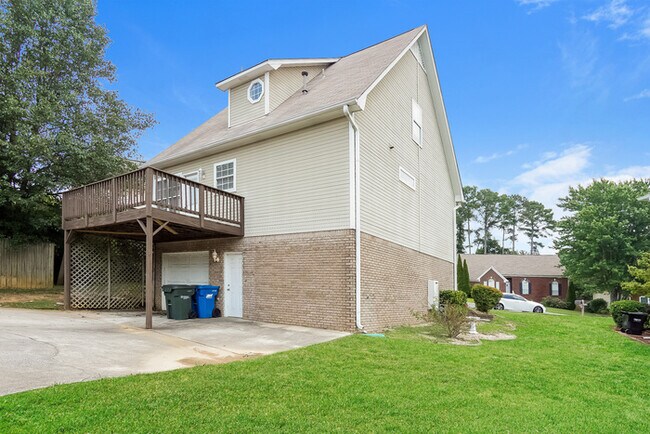Building Photo - 2012 Russet Meadows Ct