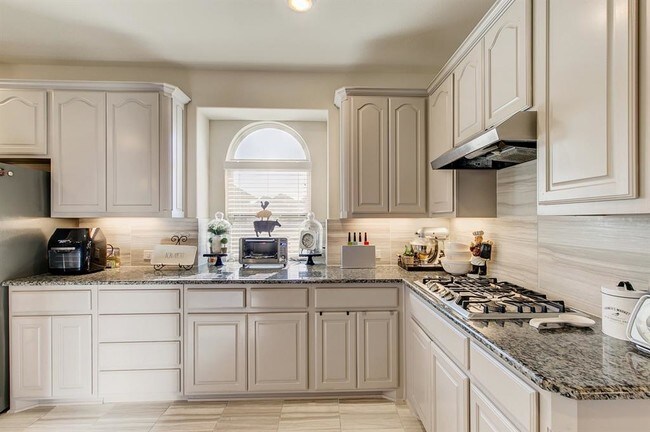 Building Photo - 4805 Comstock Way