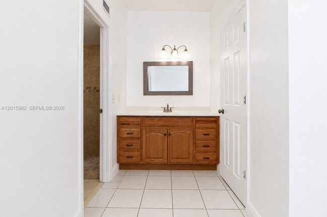 Building Photo - 6326 SW 139th Ct