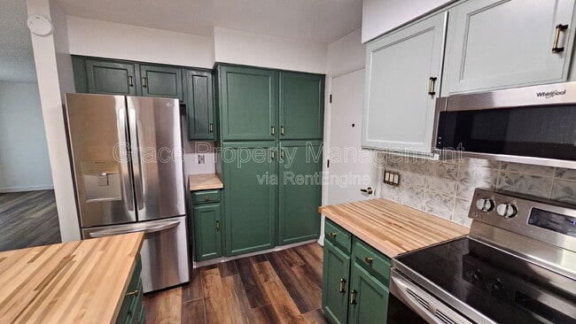 Building Photo - 2044 W 101st Ave