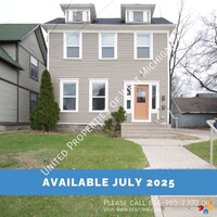 Building Photo - Pre-Lease | Available July 10, 2025 | Coz...