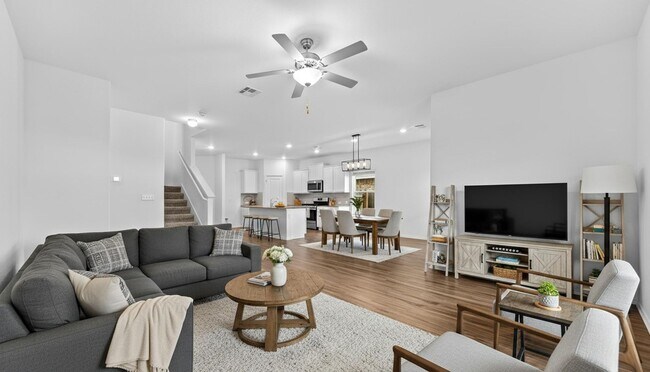 Building Photo - 129 Escondido Cir