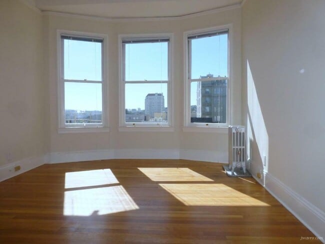 Building Photo - 2201 Pacific Ave