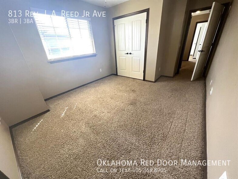 Building Photo - 813 Rev J A Reed Jr Ave