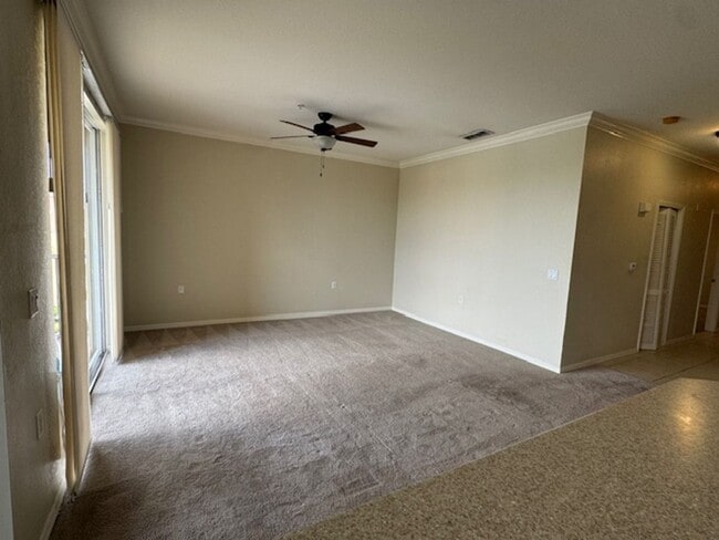 Building Photo - 2 bedroom 2 bathroom Condo in Terraces at ...