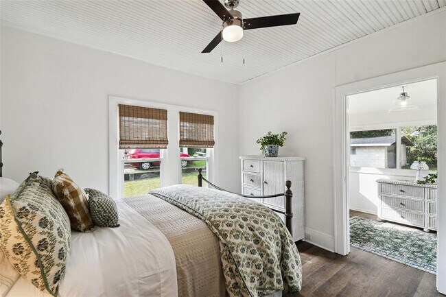 Building Photo - 459 Bell Ave