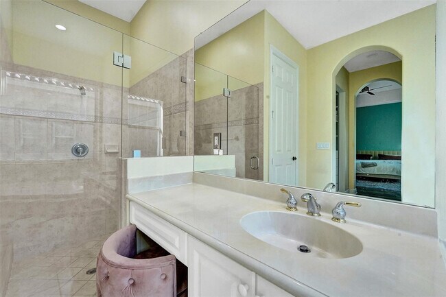 Building Photo - 7421 NW 115th Terrace