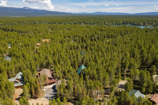 Building Photo - 3627 Bills Loop Rd