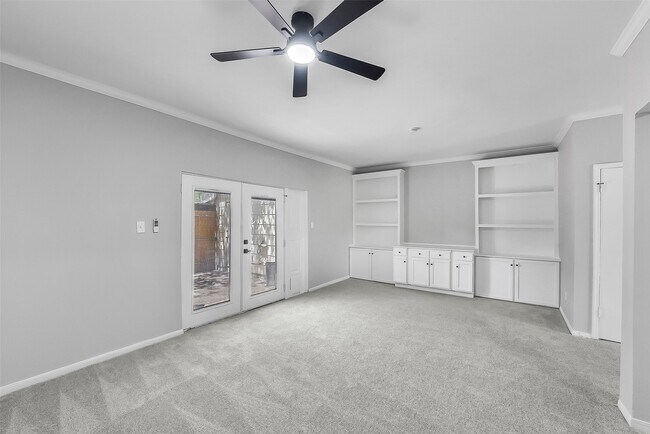 Building Photo - 14703 Barryknoll Ln