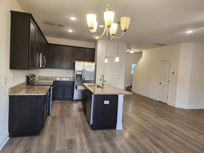 Building Photo - 1650 Bratton Ct