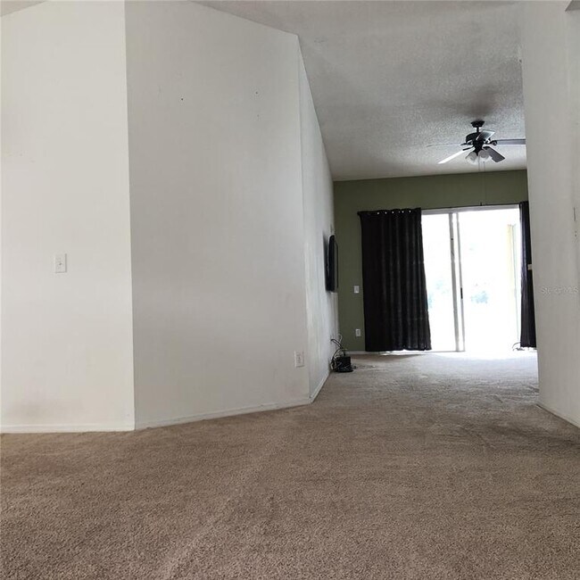 Building Photo - 2673 Chatham Cir