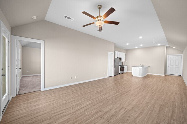 Building Photo - 8154 Royal Breeze Dr