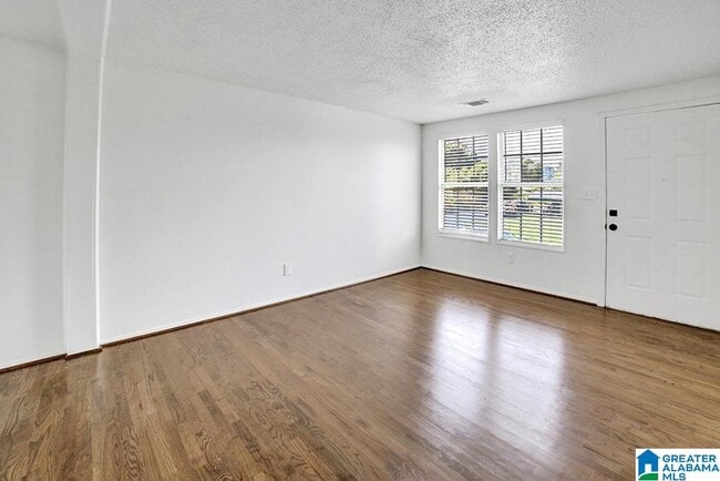 Building Photo - 4713 9th Ave S