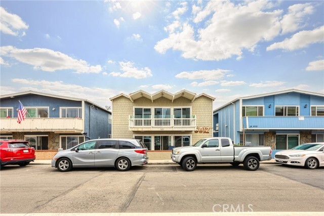 Building Photo - 5012 Seashore Dr
