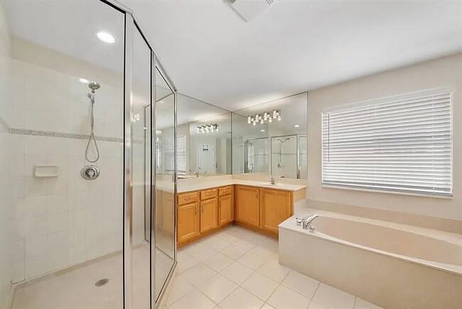 Building Photo - 8477 Breezy Hill Dr