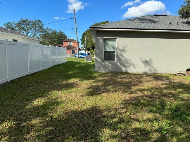 Building Photo - Spacious 4BR/2BA Home with Modern Upgrades – Rent Ready!!!