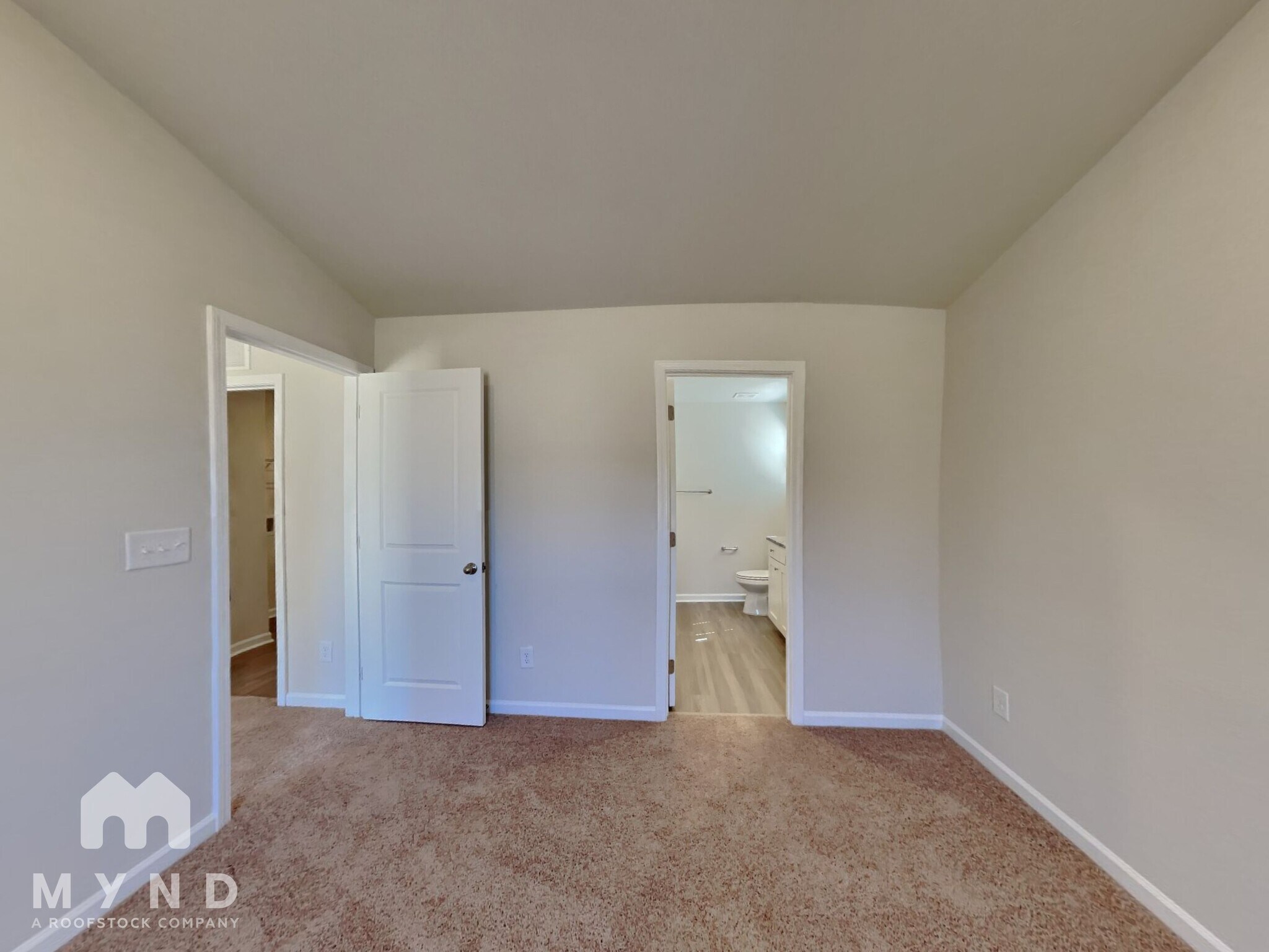 Building Photo - 365 Taverners Ln