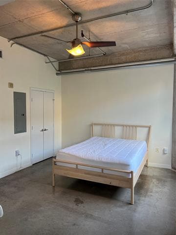 Building Photo - 1001 Belleview St