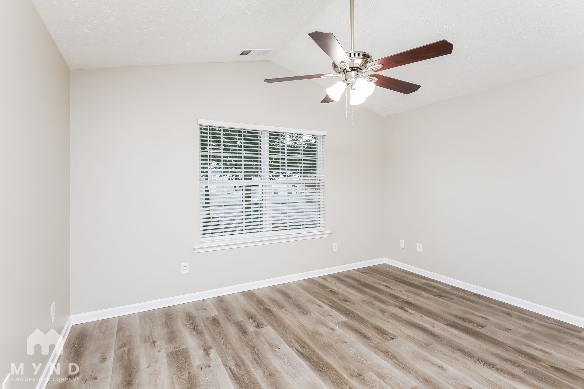 Building Photo - 6155 Smoke Ridge Ln