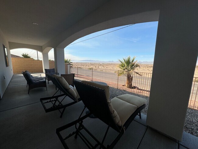 Building Photo - 6129 Lago Grande Dr