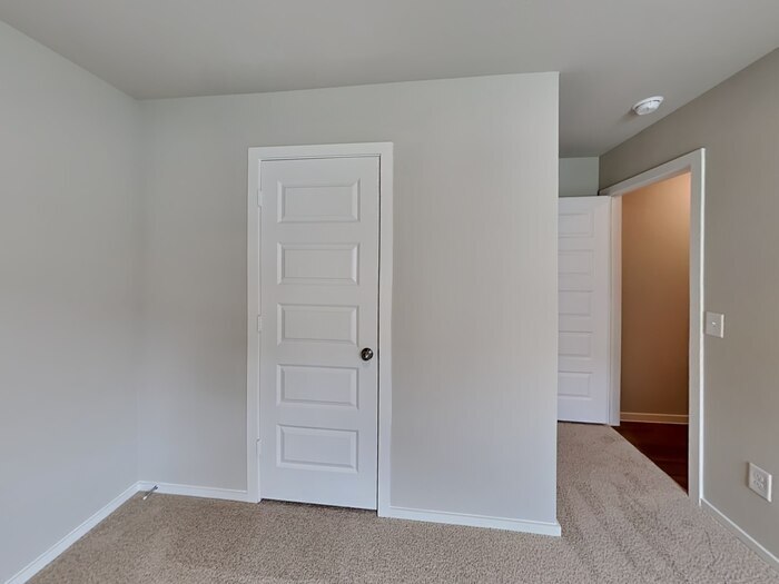 Building Photo - 539 Zeus Mountains Dr