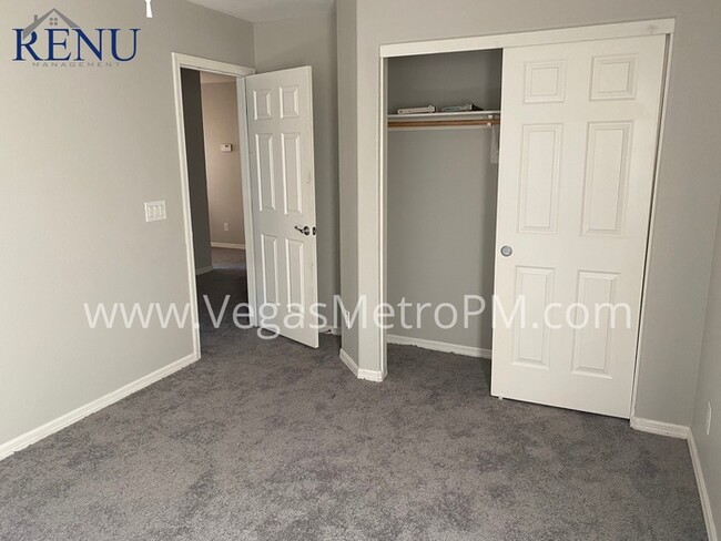 Building Photo - Rhodes Ranch 3 Bedroom Available Now