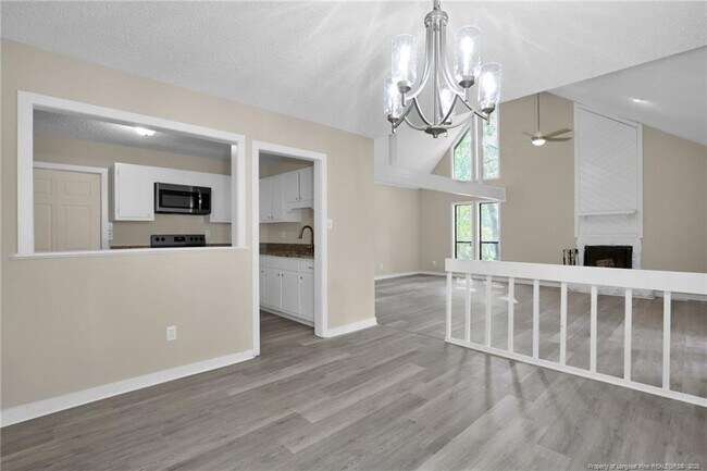 Building Photo - 325 Watergap Dr