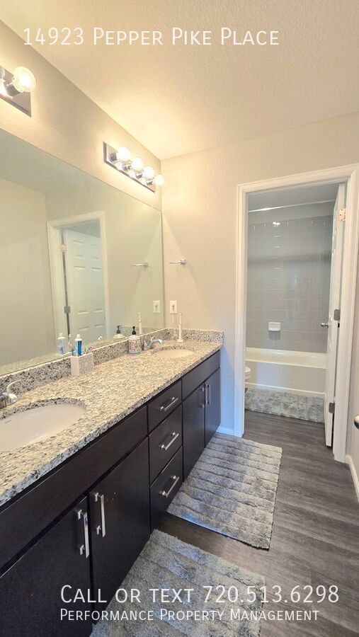 Building Photo - 14923 Pepper Pike Pl