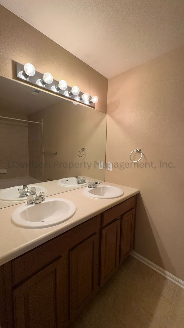 Building Photo - 4863 Harrier Ridge Dr