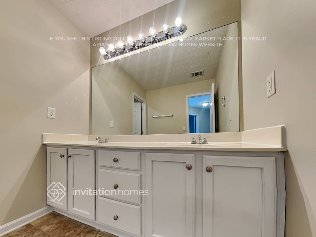 Building Photo - 1218 Everwood Dr SW