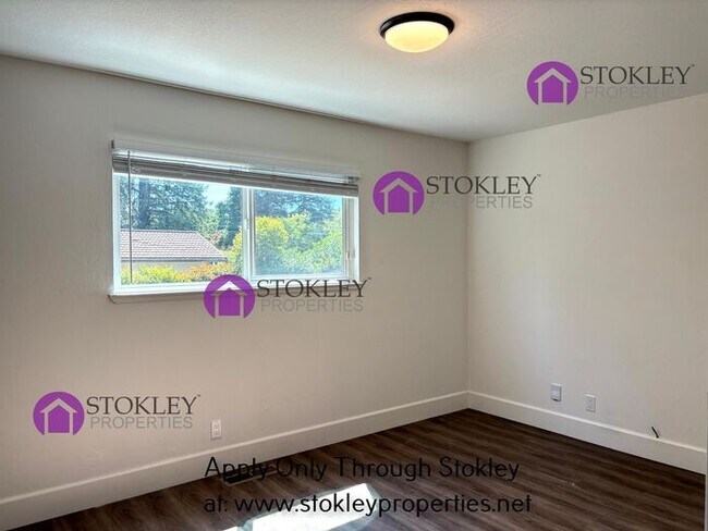 Building Photo - 2730 Buena Vista Ave