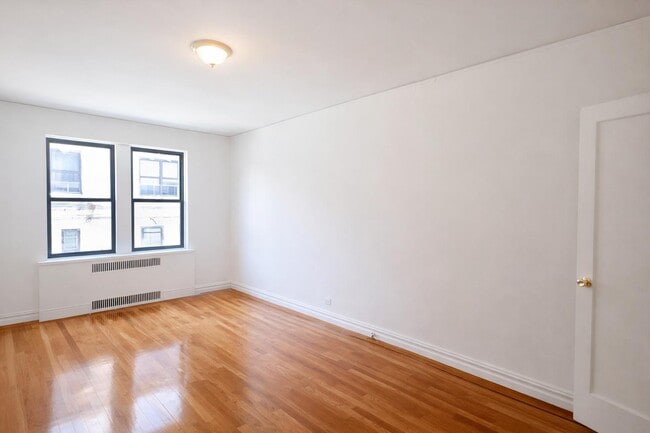 Floorplan - 560 West 218th Street