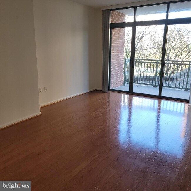 Building Photo - 11700 Old Georgetown Rd