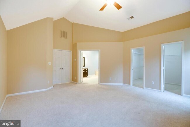 Building Photo - 5105 Claybank Ln
