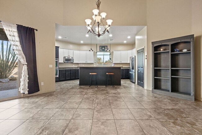 Building Photo - 3 Bedroom Home Located in Civano