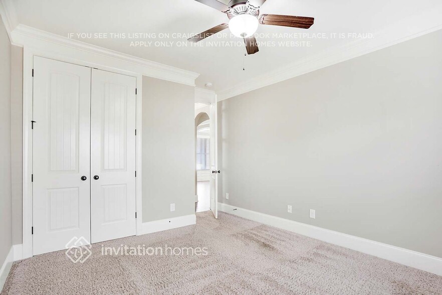 Building Photo - 227 Dublin Way