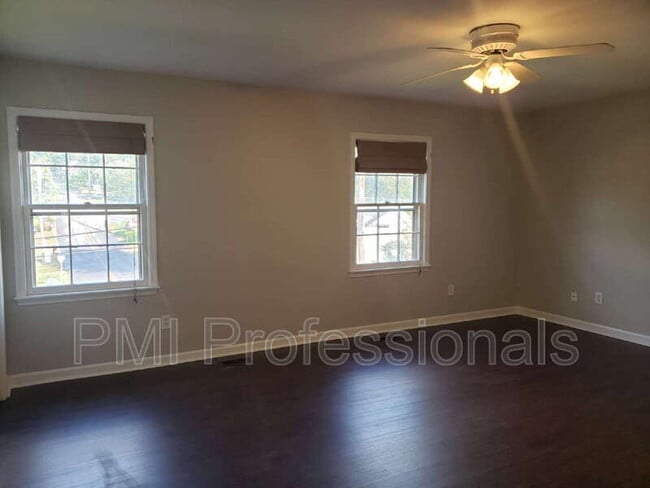 Building Photo - 1430 Timber Valley Dr