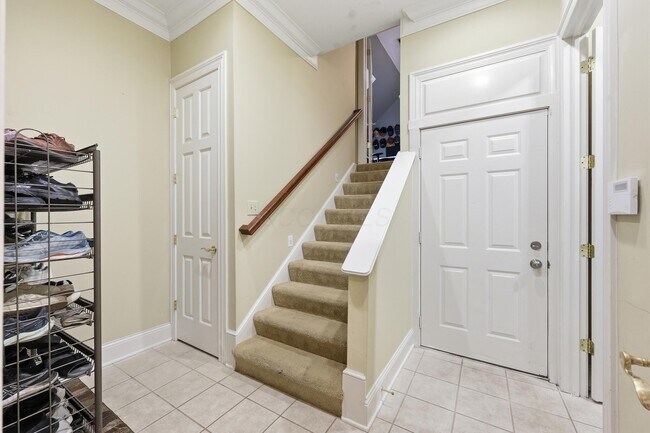Building Photo - 7410 Ratchford Ct