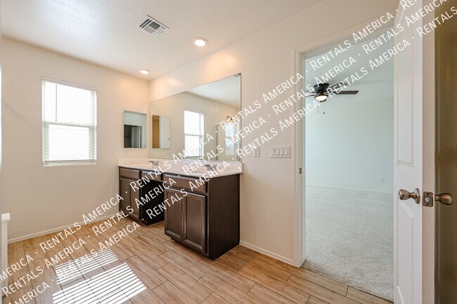 Building Photo - 7223 N 125th Dr